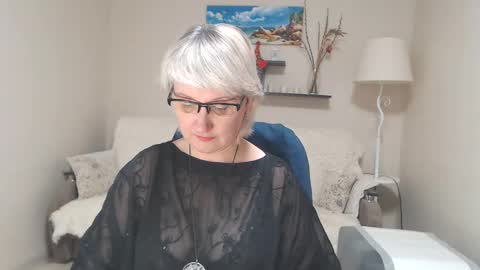 Leila Kinky online show from February 15, 8:54 am