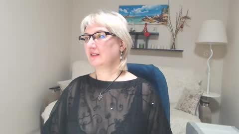 Leila Kinky online show from January 31, 5:40 am