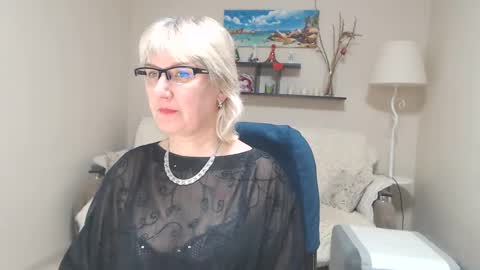 Leila Kinky online show from February 27, 11:39 am
