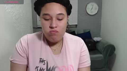 leilasosexy online show from June 19, 12:33 pm