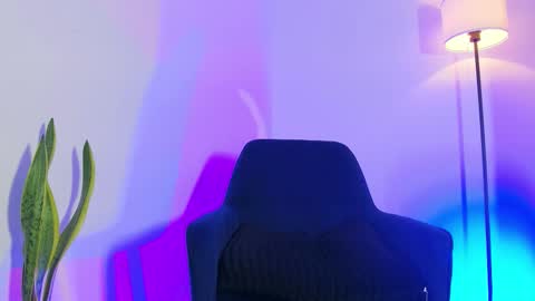 Leja online show from November 5, 6:32 pm