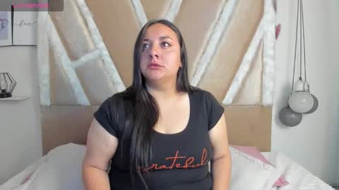 lele_699 online show from March 3, 12:56 pm