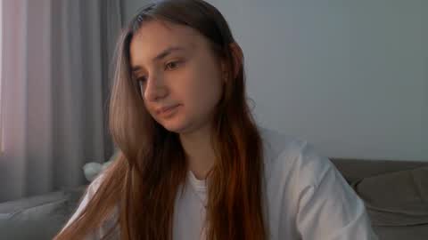 Lelia online show from June 5, 2:29 am