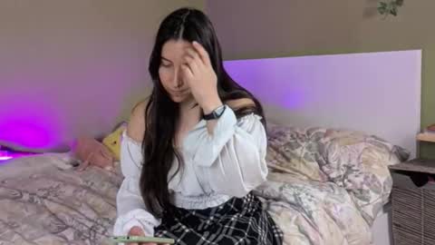 LelianaHazel online show from November 13, 7:05 pm