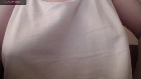 lenagolden online show from February 4, 10:30 am