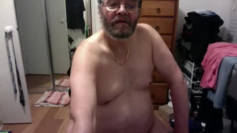 Snapshot of lennyfife chatting on January 6, 10:35 am Pussylicker online show from January 6, 10:35 am