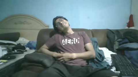 Snapshot of leo0m3d1n4 chatting on March 8, 12:00 am Leonel Rodrigo rod online show from March 8, 12:00 am