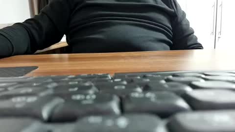 leo1982xxx online show from December 21, 1:32 pm