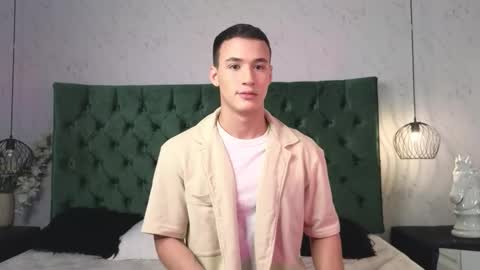 leo online show from October 12, 6:10 pm