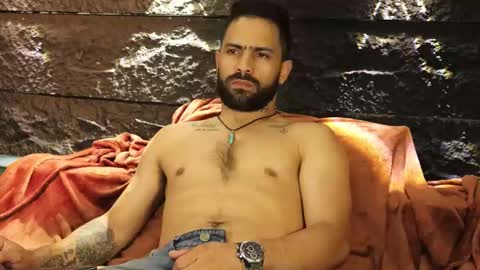 Leo  Diaz online show from October 12, 2:04 am