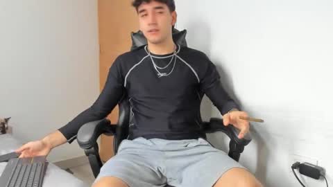 Leo Jones online show from September 18, 1:15 pm