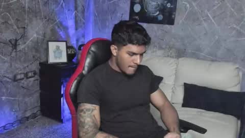 Leo independent model online show from October 11, 3:11 am