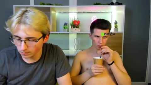 leo_valor online show from February 24, 7:50 pm