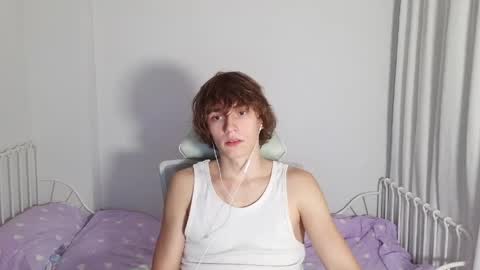 Leon online show from May 28, 4:27 pm