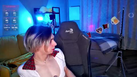 Leon online show from October 1, 3:55 pm