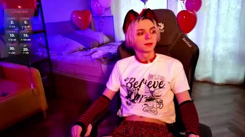 Leon online show from February 14, 8:10 am