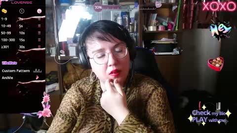 Snapshot of leona_harrison chatting on February 11, 5:47 am Leona Harrison online show from February 11, 5:47 am