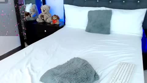 Snapshot of leonacutecam chatting on March 9, 12:00 am LUCY online show from March 9, 12:00 am