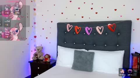 Snapshot of leonacutecam chatting on February 11, 11:44 pm LUCY online show from February 11, 11:44 pm