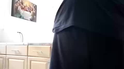 leonar0101 online show from October 16, 12:10 am