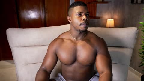 Leandro jones online show from October 9, 10:54 am