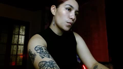 leonela  online show from November 2, 11:49 pm