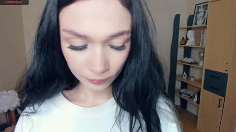 Alice online show from April 22, 7:10 pm