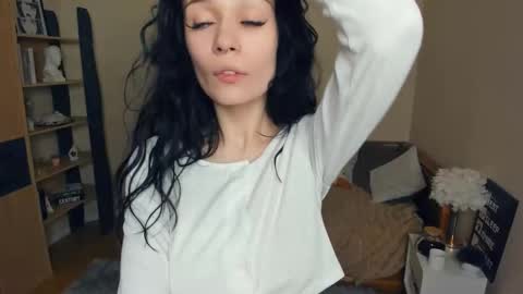 Alice online show from March 24, 7:09 pm