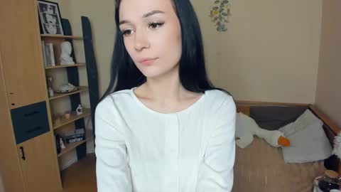 Alice online show from March 21, 7:18 pm