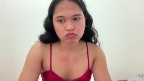 Jenn online show from April 28, 2:09 am