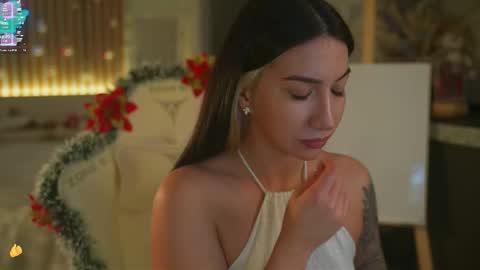 Leora online show from January 9, 5:29 pm