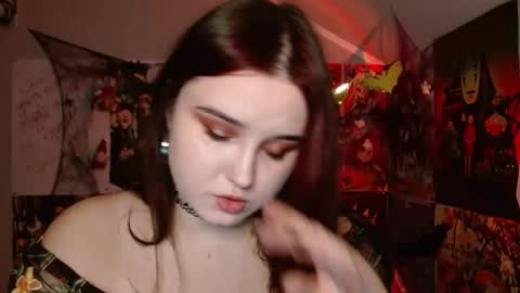 little secret online show from October 3, 6:43 am