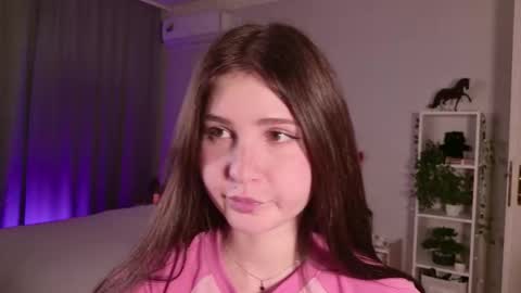 Nicole Moore online show from October 12, 2:42 pm