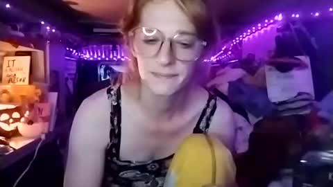 LesleyGumGrass- The Boring Trans girl online show from October 20, 10:04 pm