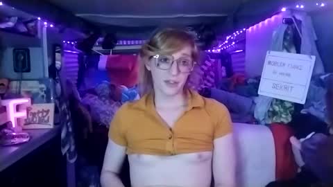 LesleyGumGrass- The Boring Trans girl online show from February 27, 8:35 am