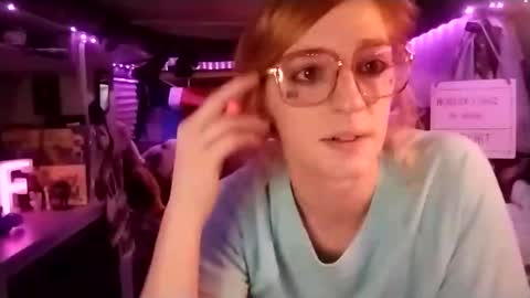 LesleyGumGrass- The Boring Trans girl online show from March 1, 2:37 am