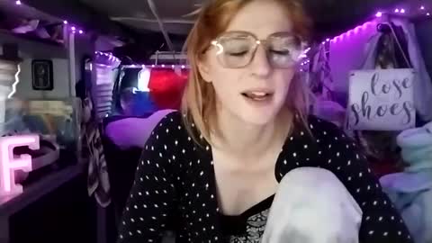 LesleyGumGrass- The Boring Trans girl online show from February 23, 7:07 pm
