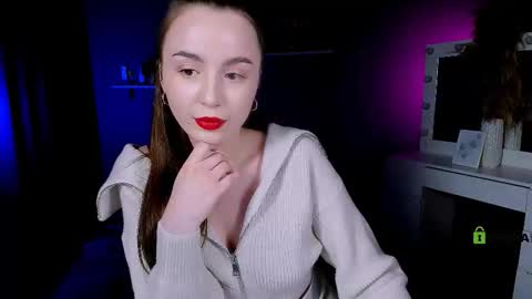 leslie_bird online show from October 2, 1:43 pm