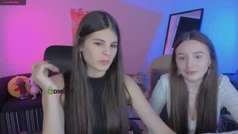 leslie_bird online show from October 7, 12:56 pm