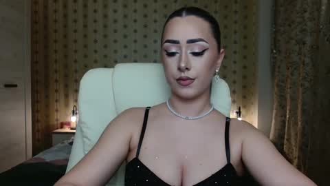 Snapshot of leslie_secret chatting on January 26, 12:16 am leslie_secret online show from January 26, 12:16 am