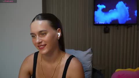 LeslieKorfs online show from June 25, 10:26 pm