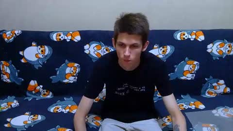 lester_broo online show from June 23, 11:00 pm