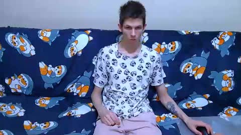 lester_broo online show from June 12, 3:05 am
