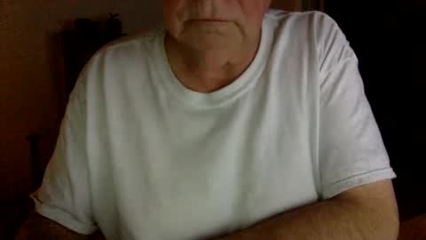 Snapshot of letscum2gether0 chatting on December 23, 4:44 am letscum2gether0 online show from December 23, 4:44 am