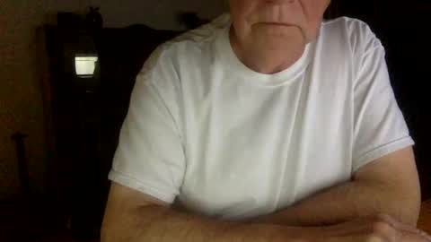 Snapshot of letscum2gether0 chatting on December 4, 2:03 am letscum2gether0 online show from December 4, 2:03 am