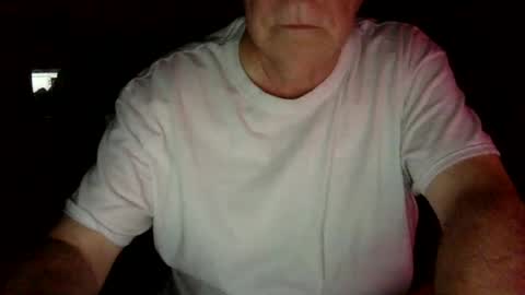 Snapshot of letscum2gether0 chatting on January 19, 3:08 am letscum2gether0 online show from January 19, 3:08 am