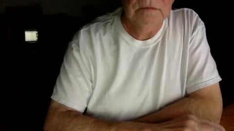 Snapshot of letscum2gether0 chatting on December 27, 2:47 am letscum2gether0 online show from December 27, 2:47 am