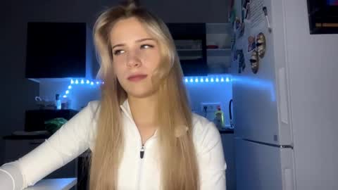 Kate online show from May 6, 5:30 pm