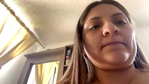 lety hot online show from December 11, 7:25 pm