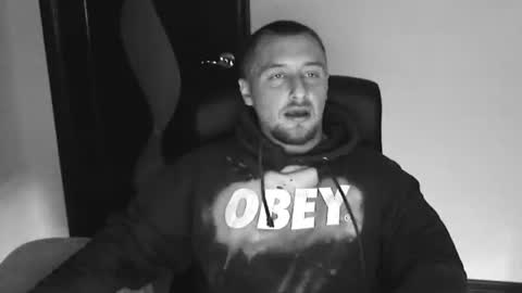 lev1ngston online show from October 27, 7:36 pm